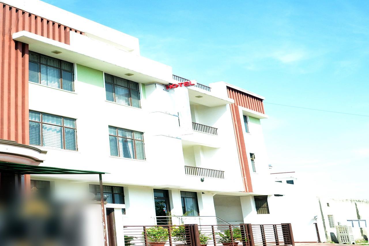Oyo 4647 Hari Villa Holiday Home Jaipur Exteriör bild