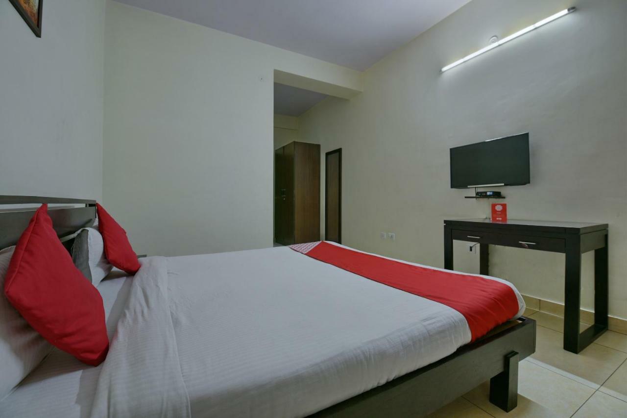 Oyo 4647 Hari Villa Holiday Home Jaipur Exteriör bild
